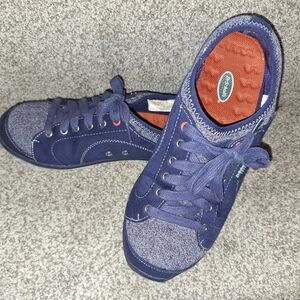 Dr Scholls Jennie sneakers.  Blue.  Size 7
